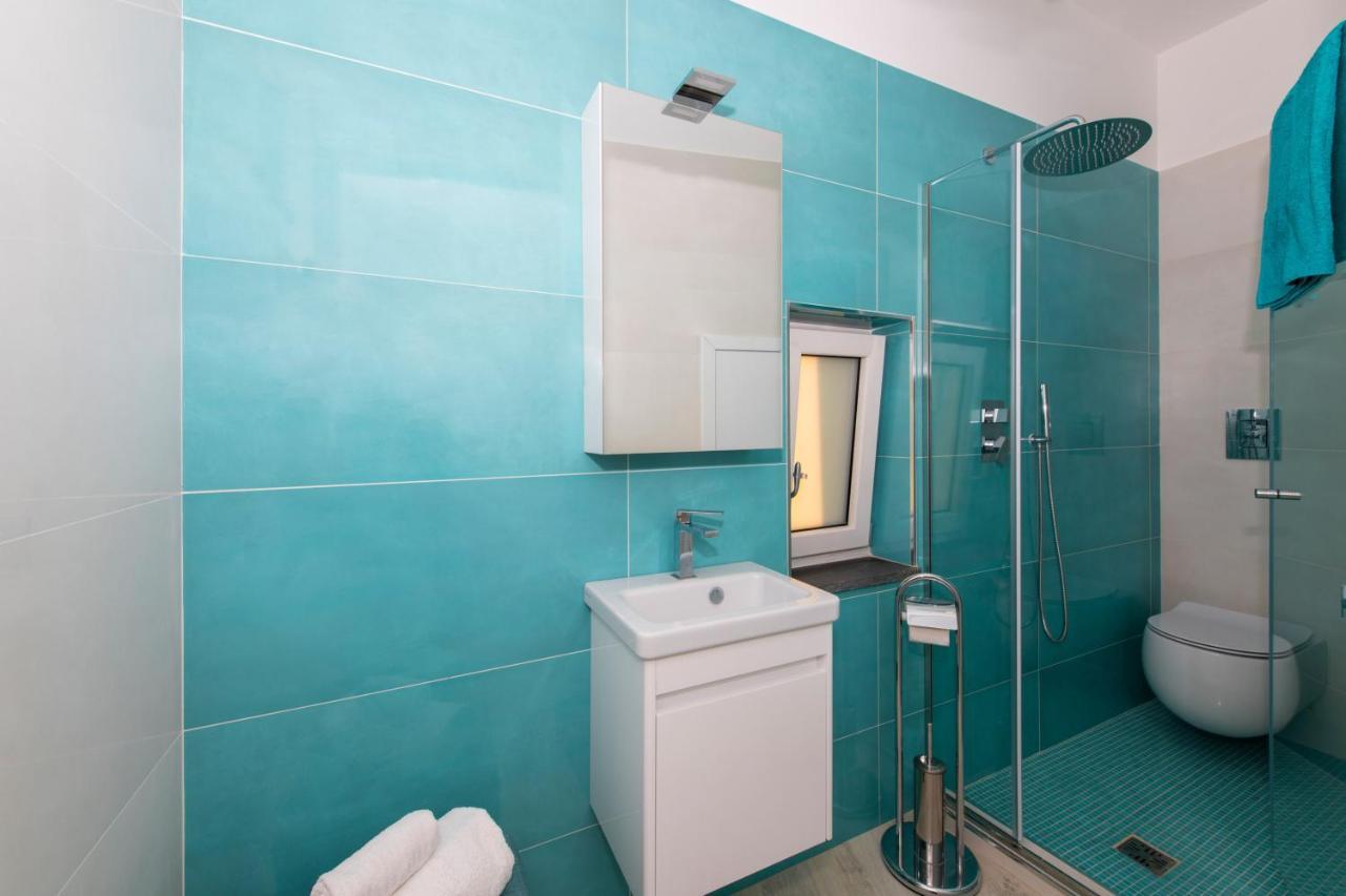 Villa La Tagliata Spectacular Jacuzzi Tub Amazing View And Private Parking Garage Positano Exteriör bild
